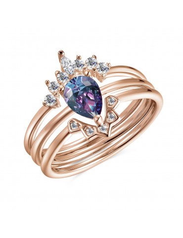 Trio Voga Alexandrite Ring