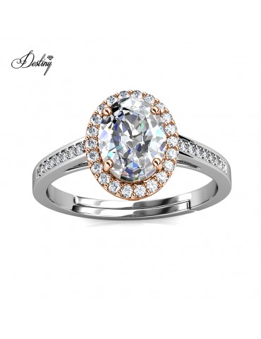 Moissanite Diamond La Reine Ring