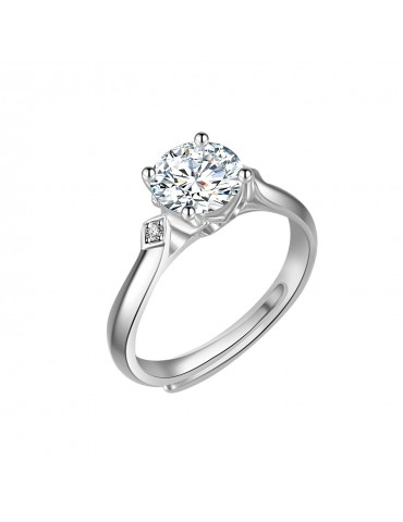 Moissanite Diamond Le Noémie Ring