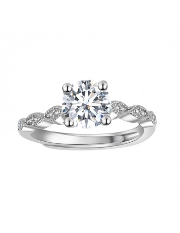 Moissanite Diamond Andrée Ring