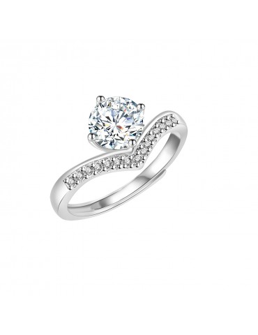 Moissanite Diamond Le Jeanne Ring